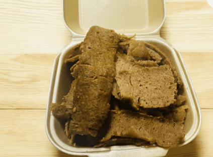 Small portion of kebab meat